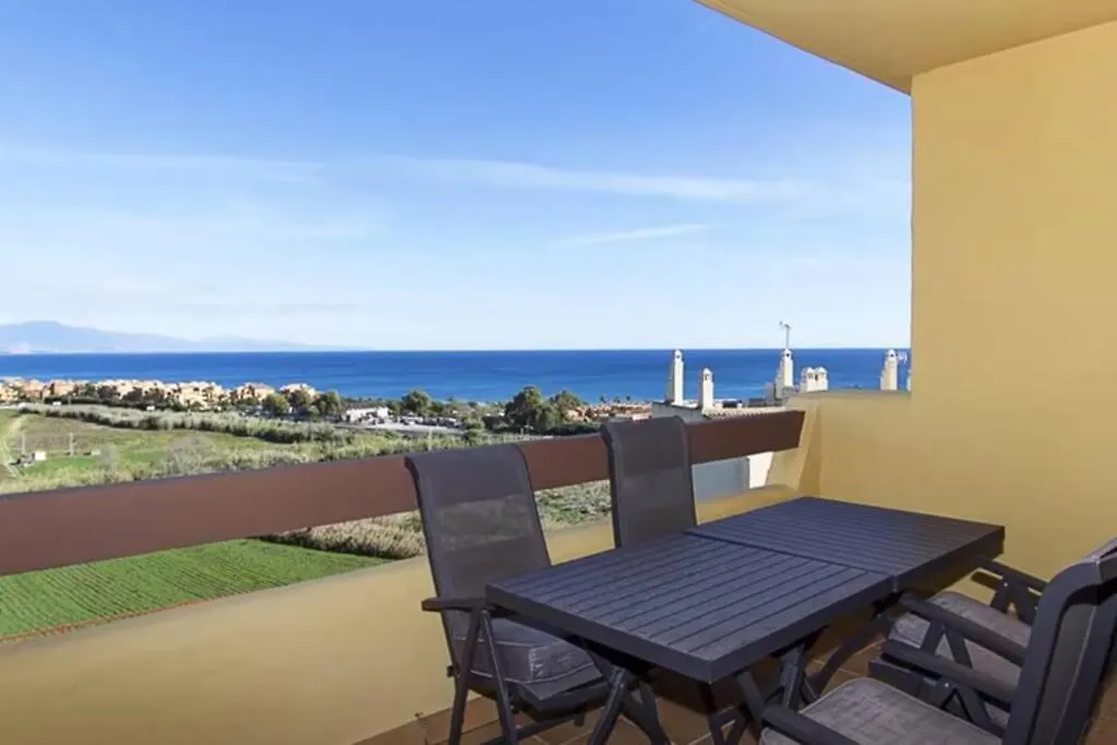 Bel Appartement Raffine A 600 M De La Plage Manilva Apartment